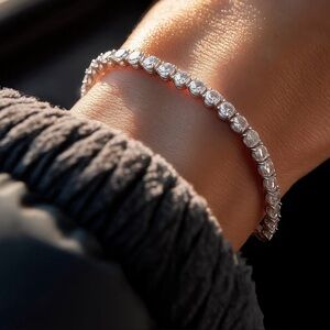 Diamond tennis bracelet 5 CTW